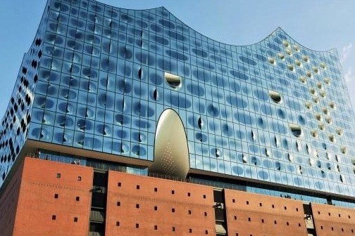 Elbphilharmonie in Hamburgs Stadtteil HafenCity